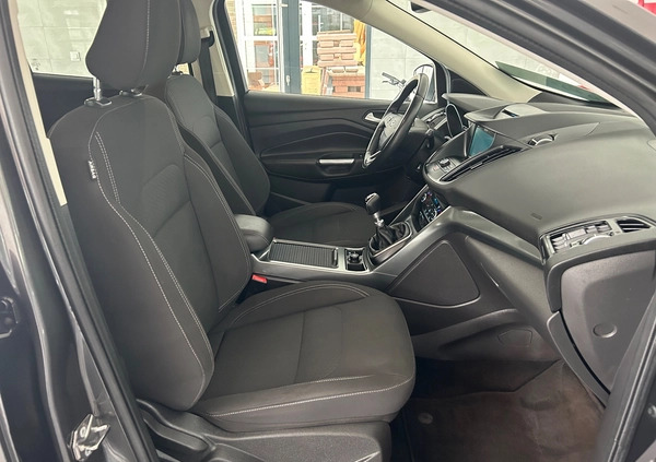 Ford Kuga cena 69900 przebieg: 76297, rok produkcji 2018 z Wyszków małe 781